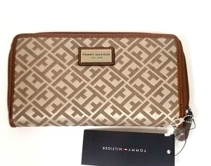 TOMMY HILFIGER BEIGE REFLECTIVE CANVAS GOLD LOGO BROWN TRIM,ZIPPER WALLET CLUTCH - Picture 1 of 4