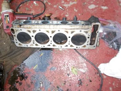 81 380 SL mercedes engine head R1160163401 - Image 1 of 4