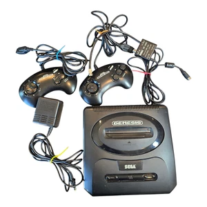 Sega Genesis MK-1631 con 2 mandos (1650) y cables ¡SOLO REPUESTOS O REPARACIÓN! - Imagen 1 de 15