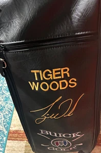 RARE TIGER WOODS NIKE BUICK STAFF CART GOLF BAG W/ RAINHOOD - NICE - Picture 1 of 7