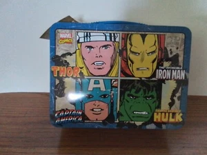 Marvel Avengers Metal Lunch Box - Picture 1 of 2