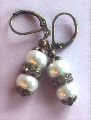 BLANCO Cristal Perla CRISTAL Anillo Pendiente BRONCE PALANCA ESPALDA Artesano Foto 1 de 3