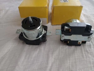 Hubbell CS6370 Twist-Lock Locking 2-P, 3-W Grounding Receptacle Outlet 50A, 125V - Picture 1 of 5