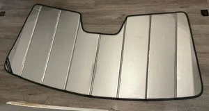 Covercraft UVS100 Premier Series Custom Sunscreen for 2020 Hyundai Palisade - Foto 1 di 13