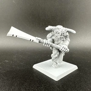 Warhammer Fantasy: Chaos Doombull Minotaur (Metal) 25A1746 - Picture 1 of 5