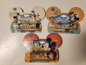 3 Bálsamo Labial Disney De Colección - Esmerilado de Vainilla - Melocotón Tropical - Rojo Manzana Sellado - Imagen 1 de 7
