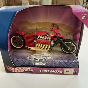 Hot Wheels 1:18 Moto FERENZO 2003 Rosso Nero-Bars con Cerchi Oro 5 Raggi Bianco - Foto 1 di 3