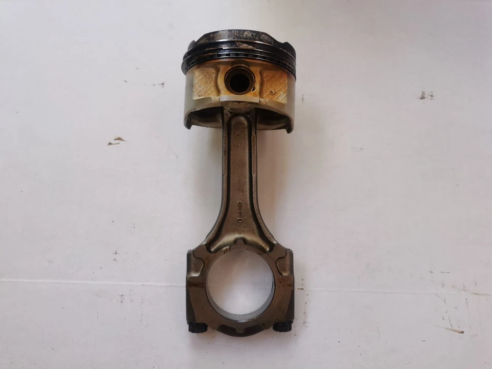 Pistón y bielas OEM de pocas millas 2ZZ Toyota Celica GT-S, XR-S 1.8 Foto 1 de 4