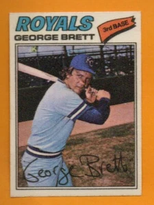 Adesivo George Brett 1977 Topps Cloth #7 Kansas City Royals oggetto strano SHARP - Foto 1 di 2