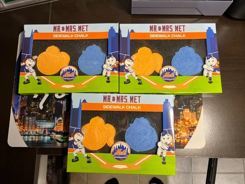 LOT OF (3) 2022 Mr. And Mrs. Met Sidewalk Chalk Citi Field SGA Mascot Mets Cover