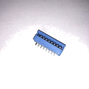 Connettore IDC T&B AnsLey Maschio, 16 Vie, 2 File, Passo 2.54mm, Per Cavo Flat - Picture 1 of 2
