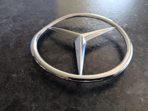 1977 Mercedes Benz 450ls Trunk Emblem * Excellent Condition * OEM - Picture 1 of 4