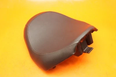 06-14 2008 SUZUKI BOULEVARD M109R OEM ПЕРЕДНЕЕ ВОДИТЕЛЬСКОЕ СИДЕНЬЕ - Изображение 1 из 4