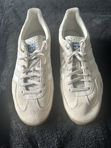 Adidas Gazelle Scarpe da Ginnastica Indoor Magic Beige Bianco Gomma UK11