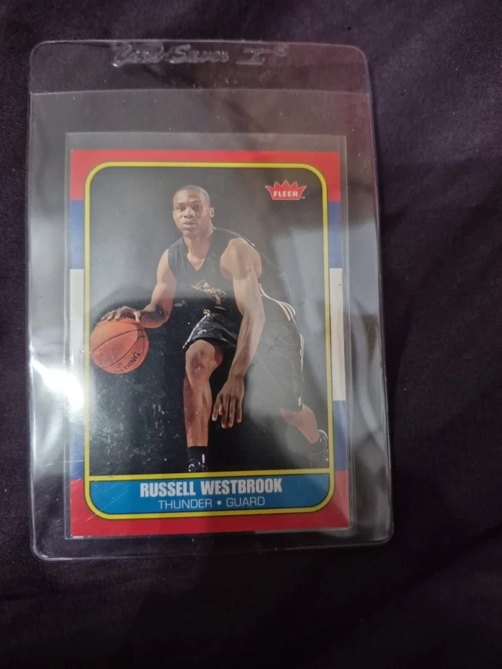 2008-09 Fleer Russell Westbrook 1986-87 复古新秀 RC #86R-166 OKC 雷霆 — 第 1/1 张图片