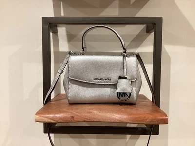 Excellent Condition Michael Kors Silver Ava Handbag / Crossbody - Image 1 of 4