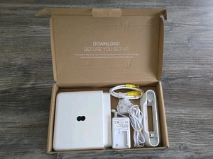 **Defectuoso** Extensor de red EE Smart WiFi Plus SW10A WiFi 6 para Smart Hub Plus - Imagen 1 de 5