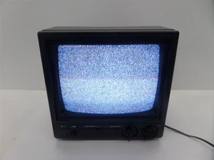 Vintage Crown Japan CTV-L13 13" Color Röhrenfernseher 1989 - Bild 1 von 13