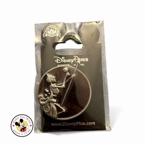 Disney Queen Anne's Revenge Skelett - Reveal/Conceal - Mystery Pin - Bild 1 von 1