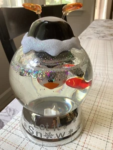 Upside Down Penguin With Fish Snow Globe Lights Up Taiwan - Picture 1 of 16