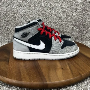 Nike Air Jordan 1 Mid SE (GS) Black University Red White 5.5Y Sneakers Shoes - Picture 1 of 9