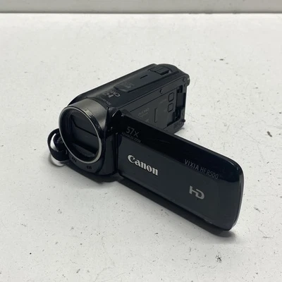 Canon VIXIA HF R500 Full HD Camcorder - Image 1 of 4