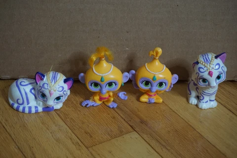 Lot of Shimmer and Shine Pets Tala Monkey and Nahal White Tiger Cover
