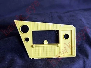 Plasticville Frosty Bar Yellow Side Piece O-S Scale - Picture 1 of 1