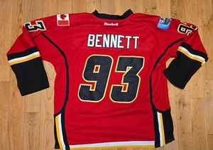 Vintage Reebok 2013 Calgary Flames AB patch ROSSO maglia uomo Sam Bennett #93 taglia 50 - Foto 1 di 6