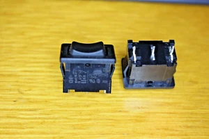 5 pz interruttore n. 112 interruttore a bilanciere 4 A 250 V cambio 1 poli Marquardt 1808 print - Foto 1 di 1
