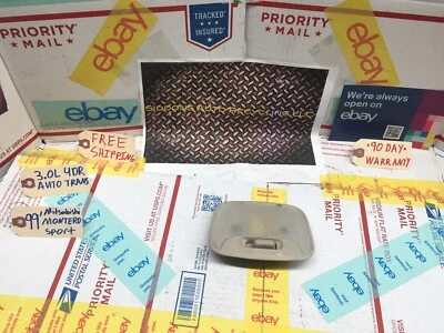 97 98 99 00 01 02 03 04 MITSUBISHI MONTERO SPORT Overhead Dome Map Light Lamp OE - Image 1 of 4