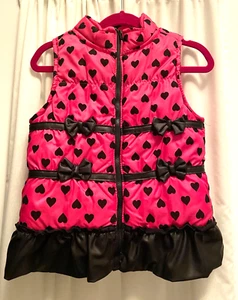 Nannette Girl's Pink Puffer Vest with Black Hearts and Bows Sz 5 Full Zip - Picture 1 of 4