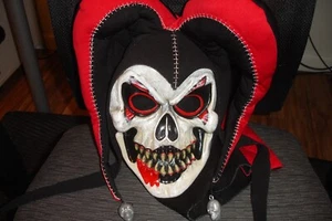 Halloween Creepy Evil Scary Fun World Jester Skull Mask - Picture 1 of 2