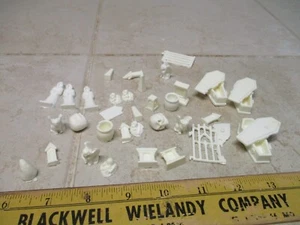 Lot Hirst Arts Resin Tabletop Gaming Terrain Diorama D&D Warhammer Cemetery C5 - Picture 1 of 5