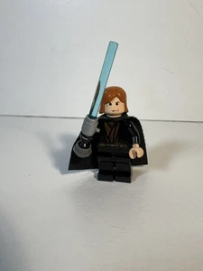 LEGO Star Wars Minifigure: Anakin Skywalker - Light-up Lightsaber (sw0121) (7257 - Picture 1 of 6