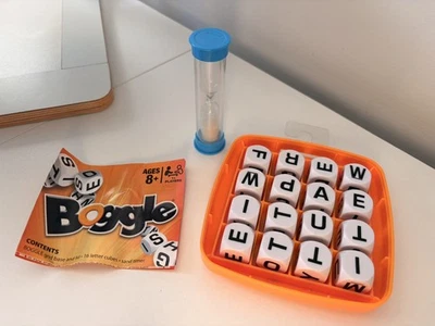 Boggle Word Dice Game Hasbro Travel Game Complete VGC - Image 1 of 2