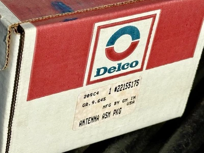 NOS OEM GM 1992-2002 Cadillac Deville Eldorado Seville AM/FM Radio Power Antenna - Image 1 of 4