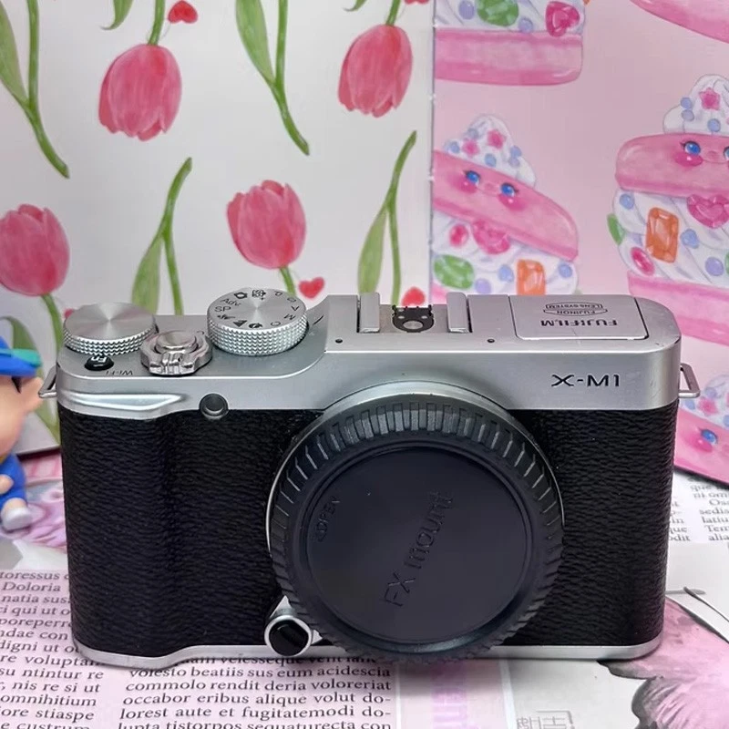 美品 Fujifilm X-M1 16-50mm F3.5-5.6 OIS Fujifilm announces X-M1 mirrorless camera and XC 16-50mm OIS lens