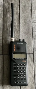 RadioShack Portable Scanner TRUNKTRACKER 300 Channel 20-520 (No Power Cord) - Picture 1 of 5
