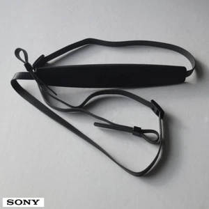 cinghia fotocamera digitale originale Sony - gomma con manico - lunghezza massima 44", larghezza 3/8" - Foto 1 di 5