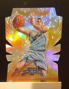 Danilo Gallinari #295 Nuggets 74/99 Made 2013/14 Panini Crusade Orange Die Cut - Bild 1 von 1