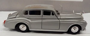 POLISTIL 1/25 ROLLS ROYCE SILVER CLOUD MADE IN ITALY RARO NO BOX - Imagen 1 de 4