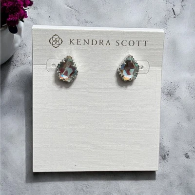 Новый с Ярлыками! Серебряные серьги-гвоздики Kendra Scott Tessa из дихроичного стекла (рекомендуемая розничная цена производителя 65 долл. США) - Изображение 1 из 4