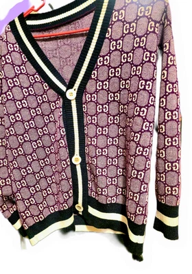 SUÉTER DE LANA DE PUNTO GUCCI esta es una auténtica pieza de moda  Foto 1 de 2