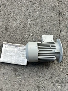 Siemens Elektro Motor EN 60034 ( 1LA7073-4AA11 ) Neu - Bild 1 von 8