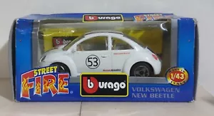 I116109 BURAGO 1/43 serie Street Fire - Volkswagen New Beetle - Box - Foto 1 di 1