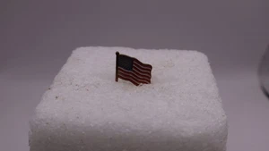 PIN U.S. FLAGGE AMERIKANISCHE FLAGGE ANSTECKNADEL HUTNADEL WESTE PIN NEU - Bild 1 von 2