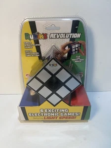 Rubik's Cube Revolution 6 Juegos Electrónicos con Velocidad de Luz Sellado NUEVO - Imagen 1 de 3
