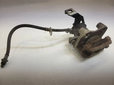 Pinça de freio traseira direita passageiro Toyota Corolla iM Hatchback 2017-2018  - Imagem 1 de 4