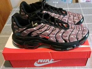 Brand New Boxed. Nike Air Max Plus TNs Mens Trainers Size 9 Black/White/Red - Picture 1 of 19